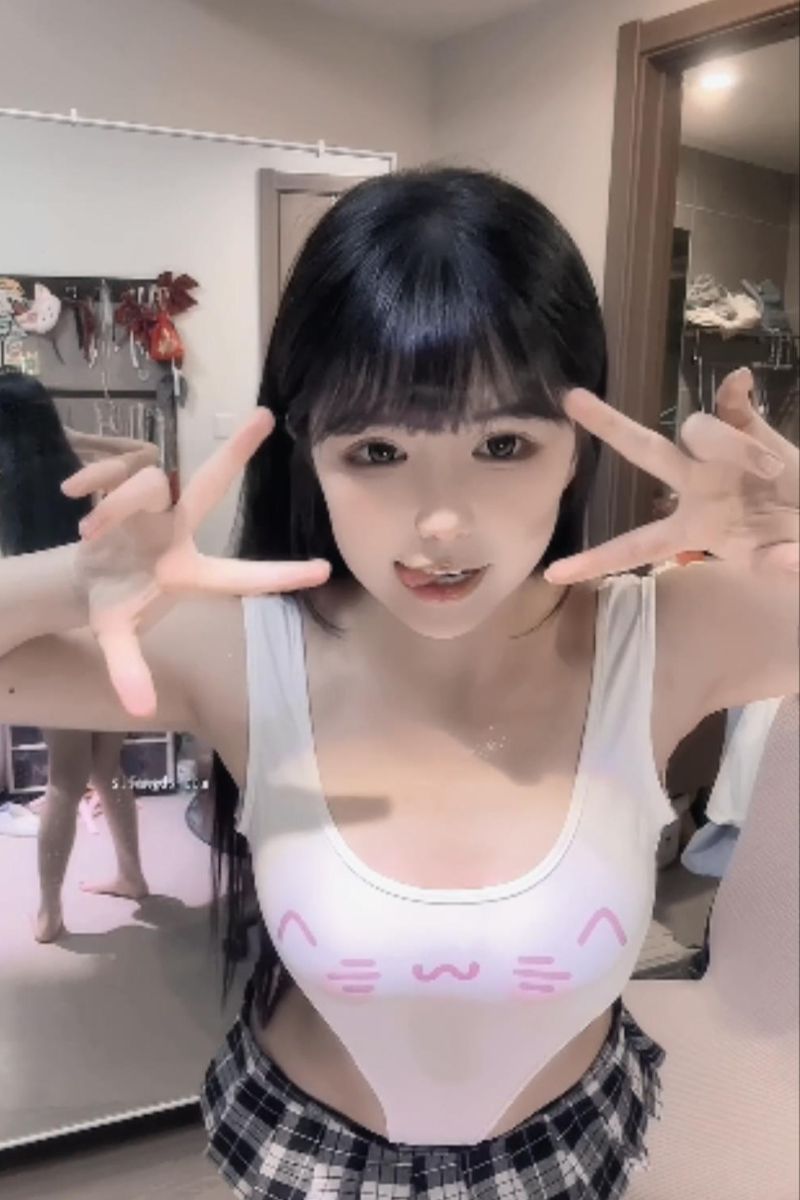 3061-晴一夏夏-B站博主才艺秀+提督定制合集[16.8G] - 全文